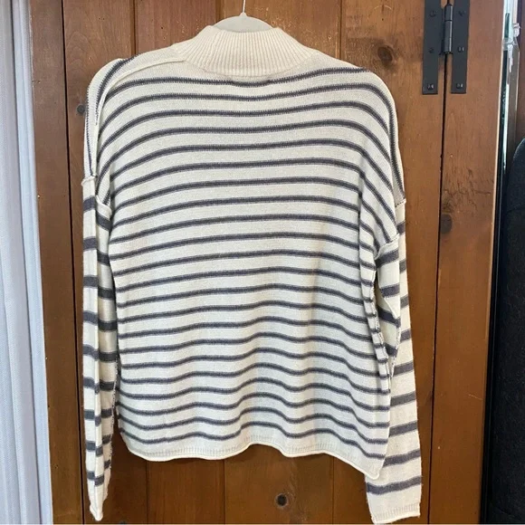 MADEWELL Strip Play Mock Neck Sweater Gray Stripes NWT Small - Picture 4 of 7